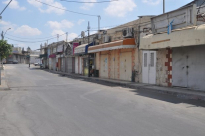 بالصور: الإضراب العام يعم مدينة اللد تضامناً مع أهالي قطاع غزة 